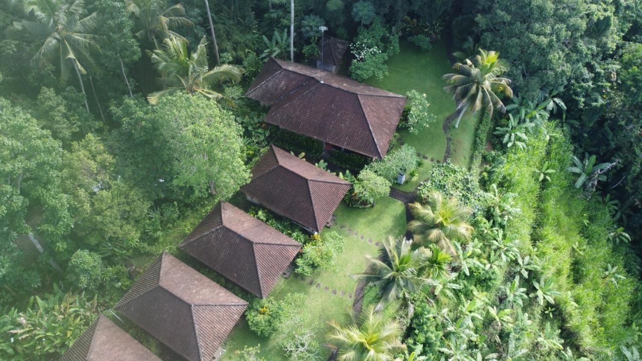 Geriasemalung Hotel การางาเซ็ม ภายนอก รูปภาพ